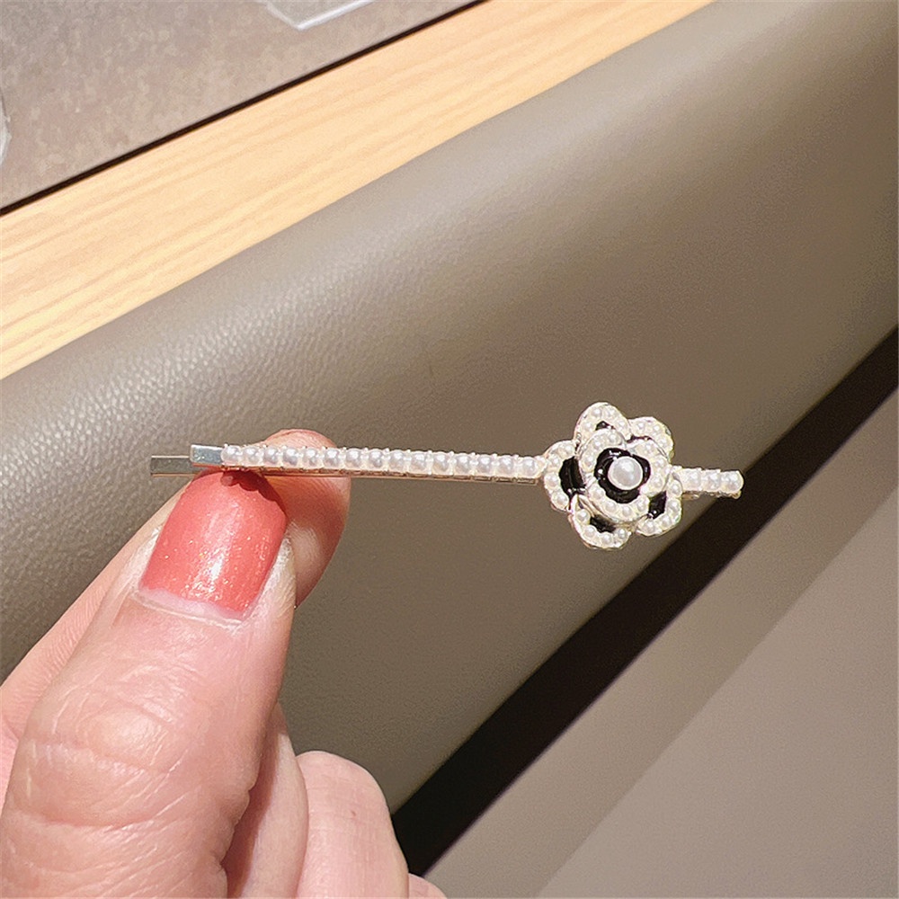 1 Kẹp Tóc Hình Hoa Trà Đính Ngọc Trai Giả Thời Trang Nữ