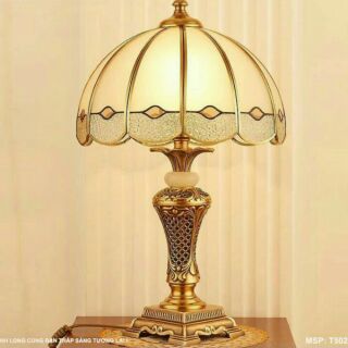 Đèn ngủ để bàn - đèn đồng trang trí chất liệu bằng 100% đồng kích thước 45x40cm