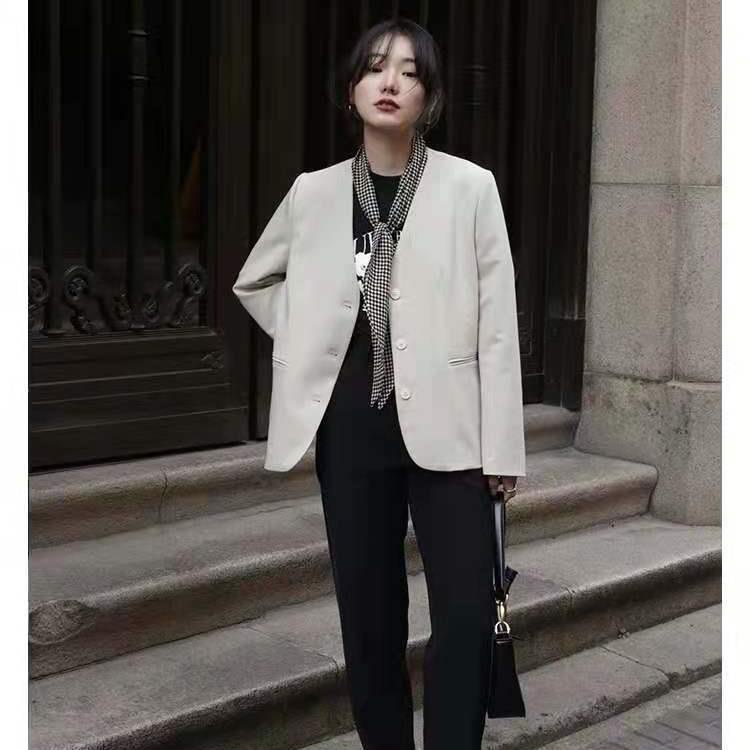 Áo khoác thời trang xuân thu dành cho nữ 2022