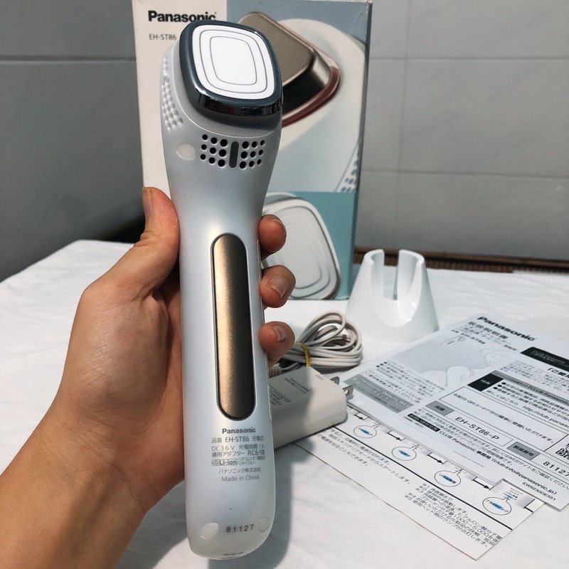 Máy chăm sóc da mặt Panasonic EH-ST86