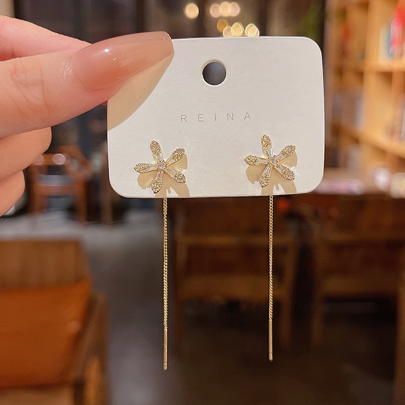 Bông Tai Mạ Bạc 925 Hình Hoa Đính Đá Zircon Dáng Dài Sang Trọng Thời Trang Cho Nữ