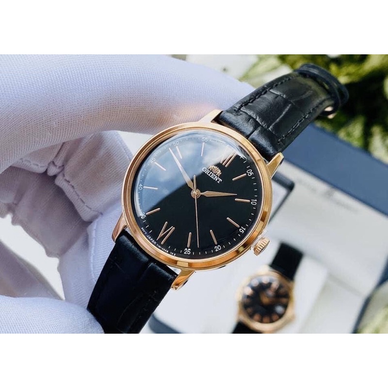 Đồng hồ nữ dây da Orient Slim Quartz RA QC1703B10B