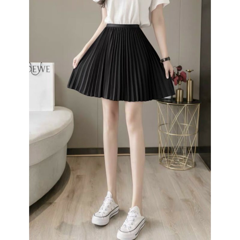 VÁY DẬP LY XOÈ NGẮN ĐEN