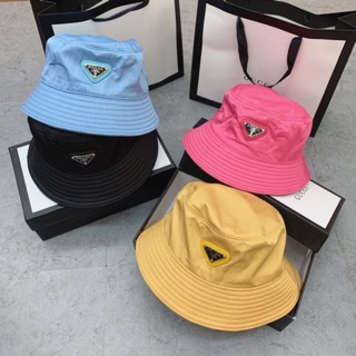 Mũ bucket tai bèo prada 4 màu đen hồng hothit
