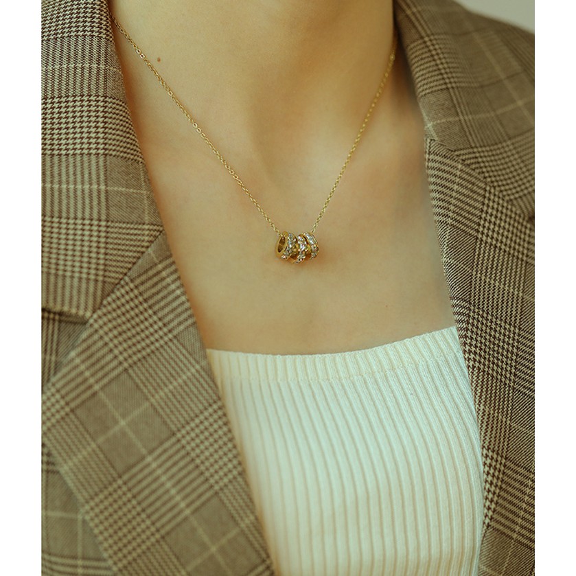 Dây chuyền titan nữ 3 khoanh tròn đính đá vuồng siêu đẹp, bền màu, chuẩn thời trang