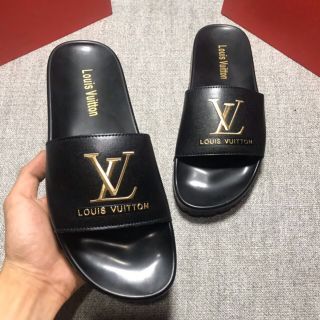 Dép lê da nam LV đế cao su mới