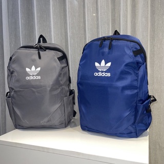 Balo Adidas ( Ảnh tự chụp )