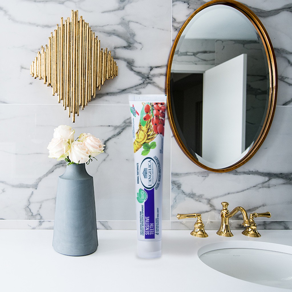 Kem Đánh Răng Thảo Mộc L'Angelica Herbal Toothpaste Sensitive Teeth Chống Ê Buốt 75ml