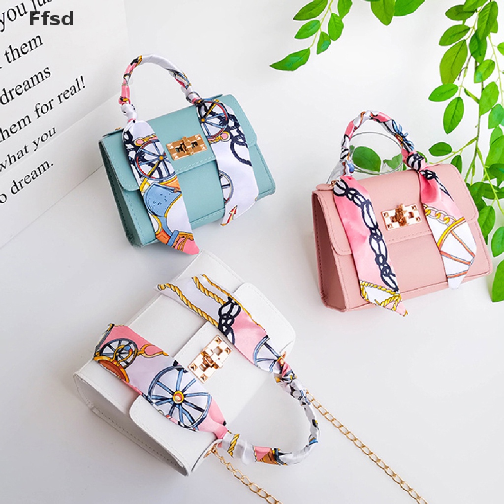{Ffsd} Túi Xách Da PU Hình Vuông Nhỏ Nhắn Có Khóa Dây Lụa Thắt Nơ