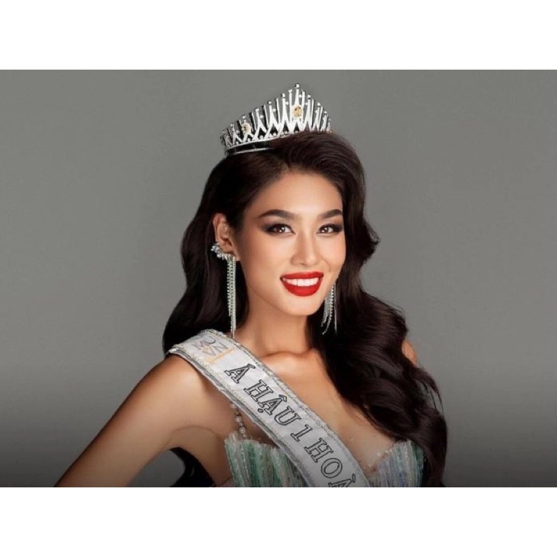 (Sẵn 1 đôi) KHUYÊN TAI HOA HẬU , Á Hậu 1 Miss Universe Vietnam Hoa hậu Hoàn Vũ Việt Nam 2022 Ngọc Châu và Thảo Nhi Lê