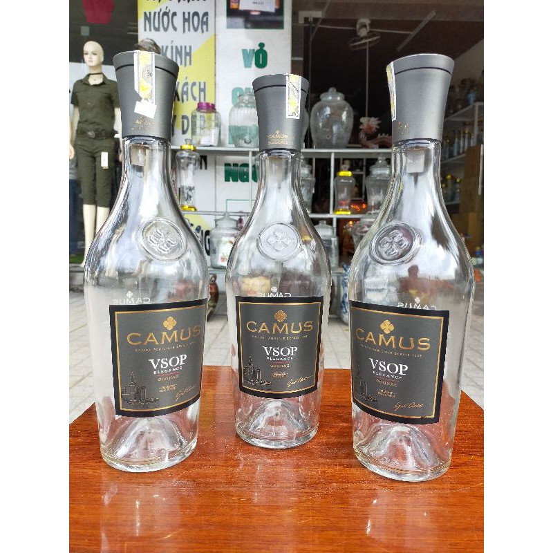Vỏ chai rượu thủy tinh Camus xuất xứ Pháp loại 700ml rất đẹp.