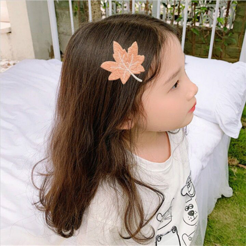 Small Fresh Seng Hairpin Korean Style Maple Leaf Bangle Hairpin Hairpin Women's Fashion Accessories