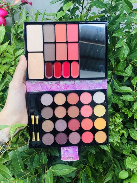 Bộ kit trang điểm ANYLADY