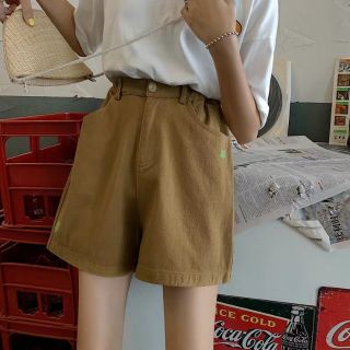 Quần short kaki