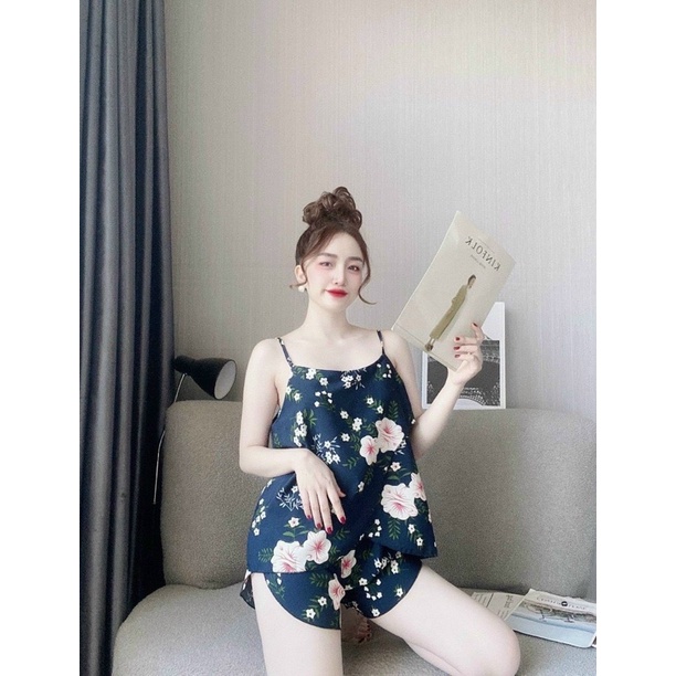 BỘ ĐÙI 2 DÂY ĐẸP SEXY _VẠT ÁO ĐẮP CHÉO CỰC XINH , DƯỚI 55KG VỪA