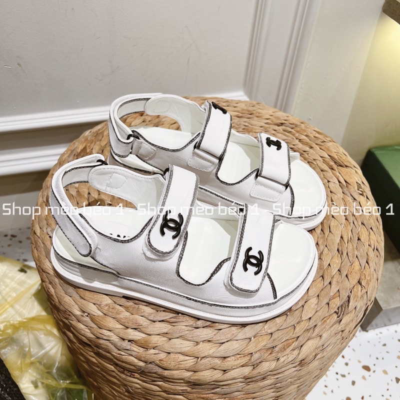 Sandal cn trắng viền kẻ quai dán ngang tag logo đế bằng fullbox