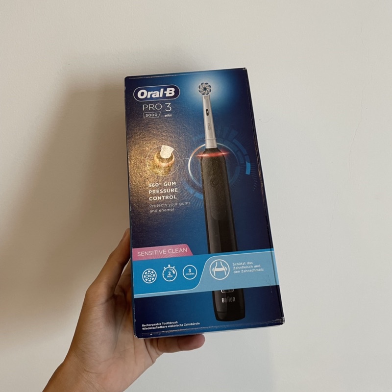 Bàn chải điện Oral-B Pro 3 3000 - Hàng chính hãng