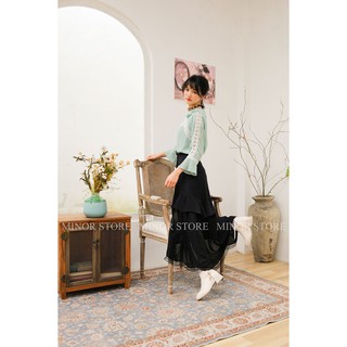 CHÂN VÁY ĐEN DÀI XẺ ĐÙI 2 TẦNG [MINOR SAUDASE]