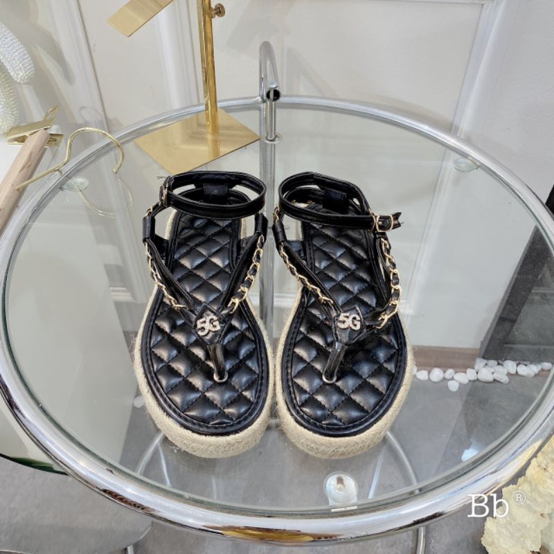 ❣️❣️❣️Sandal cói khoá đá siêu xinh