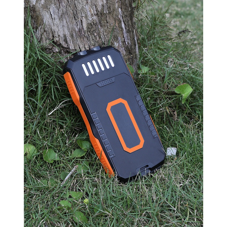 Pin Sạc Dự Phòng Không Dây Năng Lượng Mặt Trời 25000 mAh Xionel 819W, Chống Nước, Chống Bụi, Đèn Pin Siêu Sáng