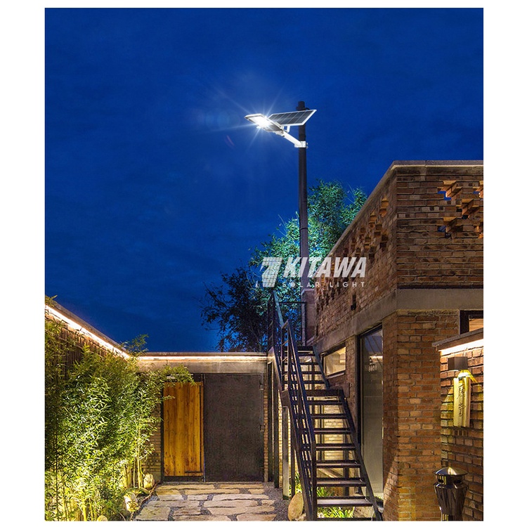 Đèn năng lượng mặt trời Kitawa 150W BC1150, sáng suốt đêm, bảo hành 2 năm