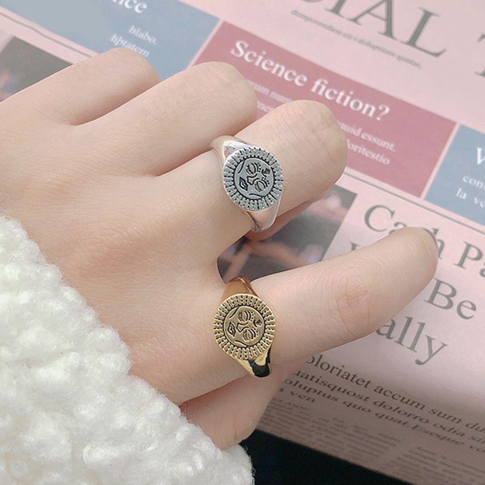 New Sunflower Smiley Retro Metal Face Index Finger Ring Creative Jewelry accessories