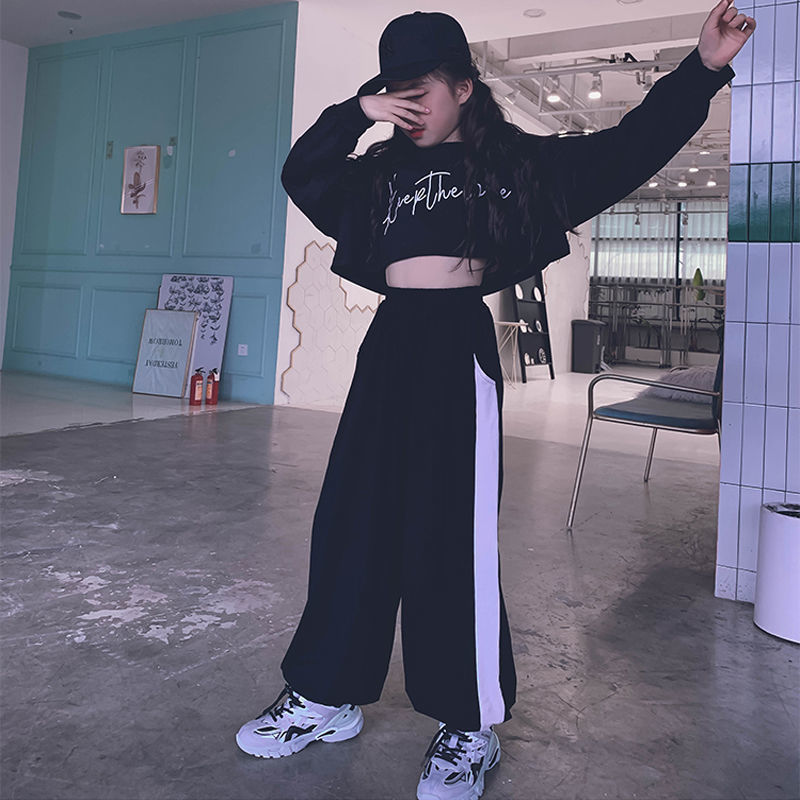 Bộ đồ hai mảnh gồm áo ngắn tay dài và quần dài thời trang xuân thu dành cho bé gái