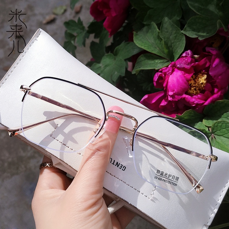 Mắt Kính Chống Bức Xạ Và Ánh Sáng Xanh Cho Nam Nữ