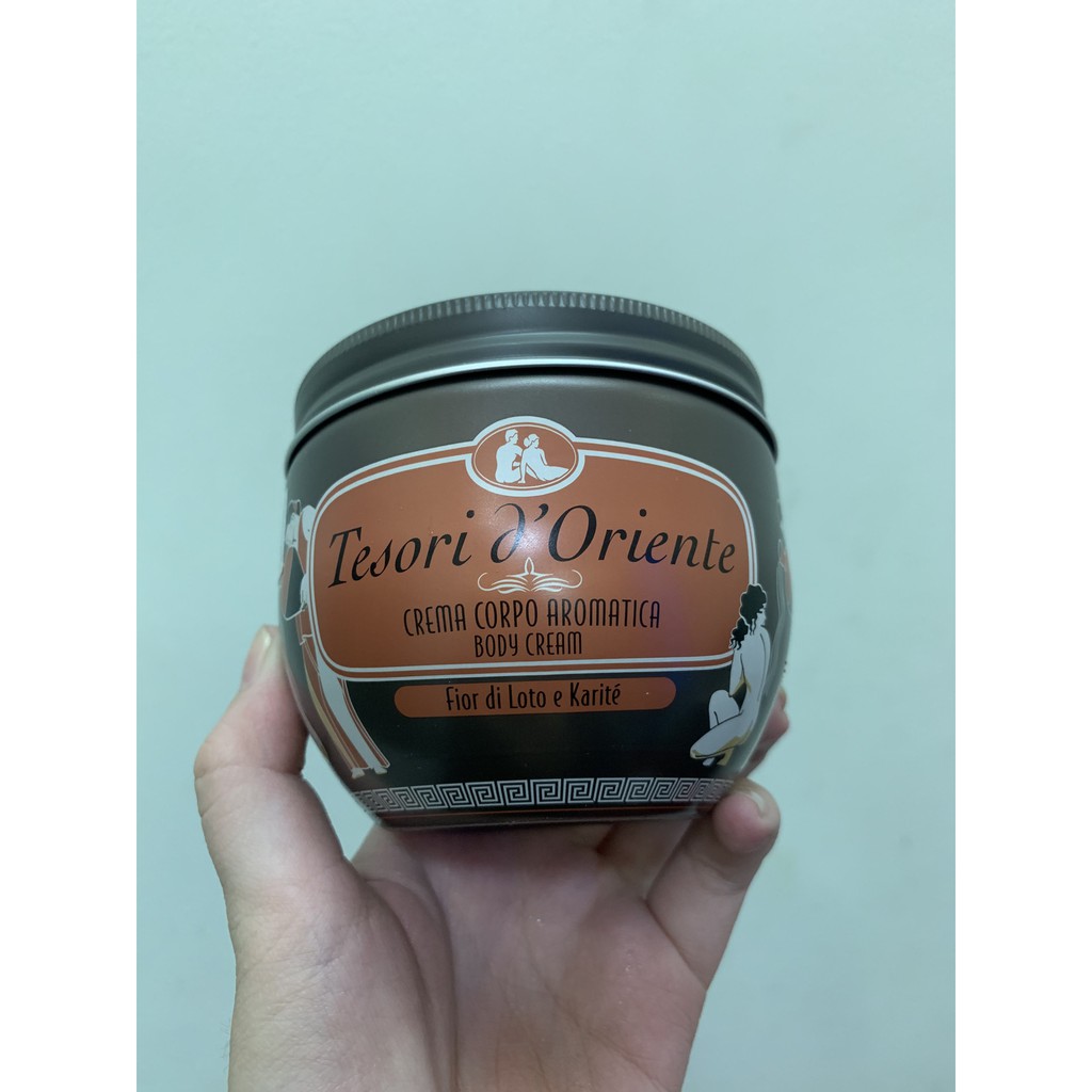 Kem Dưỡng Da Dưỡng Ẩm Nước Hoa Hương Hoa Sen Ý Tesori D'Oriente (300ML) | BigBuy360 - bigbuy360.vn