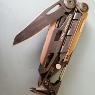 Dụng cụ đa năng Leatherman MUT EOD