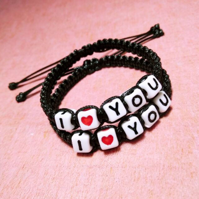 Bộ 2 vòng tay cặp đan chữ I Love you thời trang cho cặp đôi