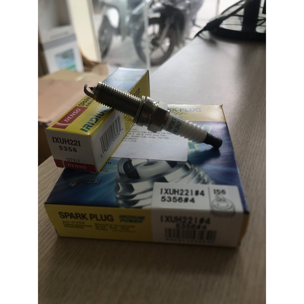 Bộ 4 Bugi Denso Iridium cao cấp IXUH22I cho xe Kia K3/ Sportage, Carens, Cerato+Huyndai Grand