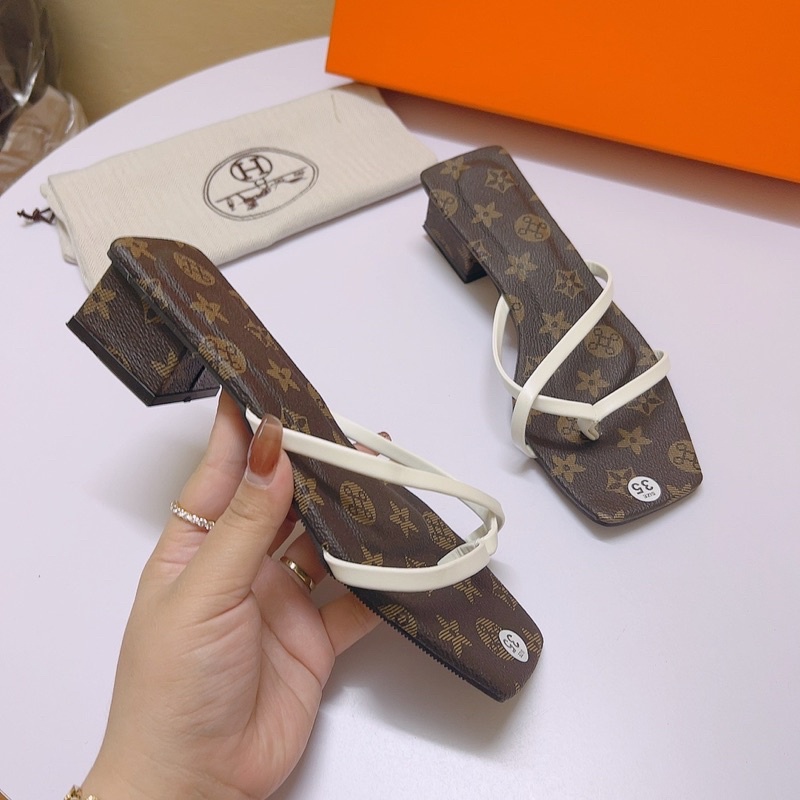 Dép guốc cao gót 4p Eo vì nâu kẹp ngón phối quai chéo 4 màu