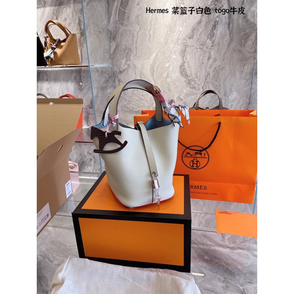Siêu Phẩm Túi Her.mes Pi.cotin Size 18cm Full Màu đen