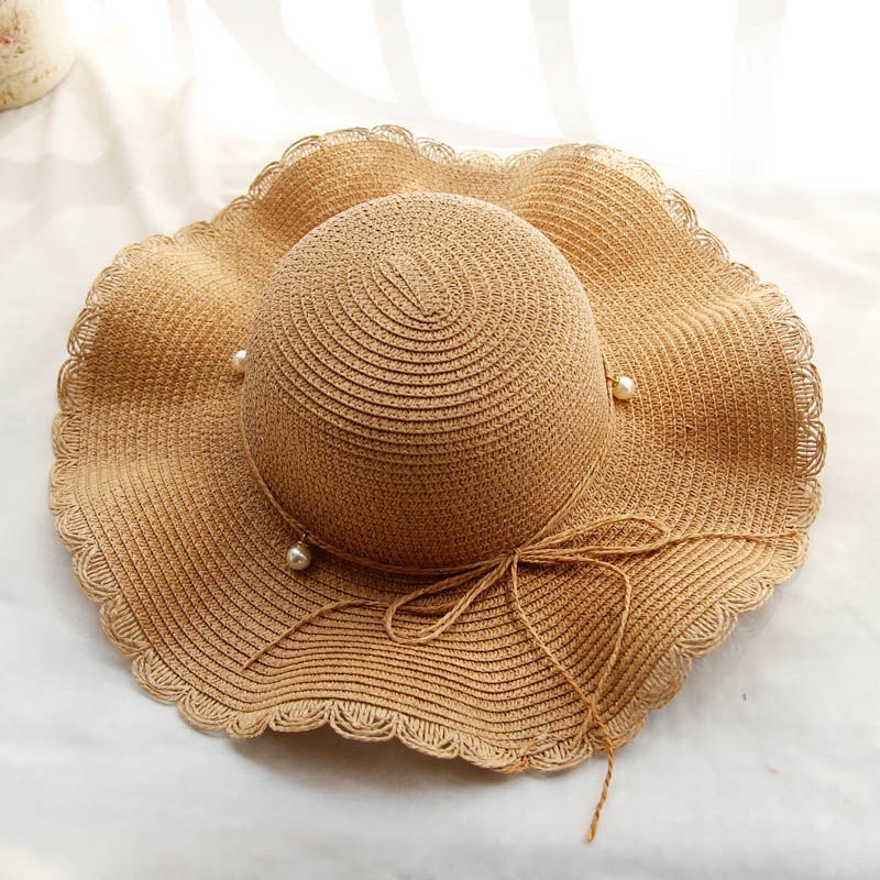 Mũ cói ( Nón cói) vành lượn sóng viền quả núi xinh xắn (SH20)