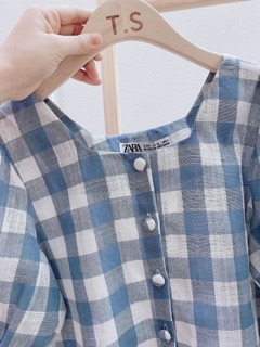 Áo sơ mi kẻ tay bồng