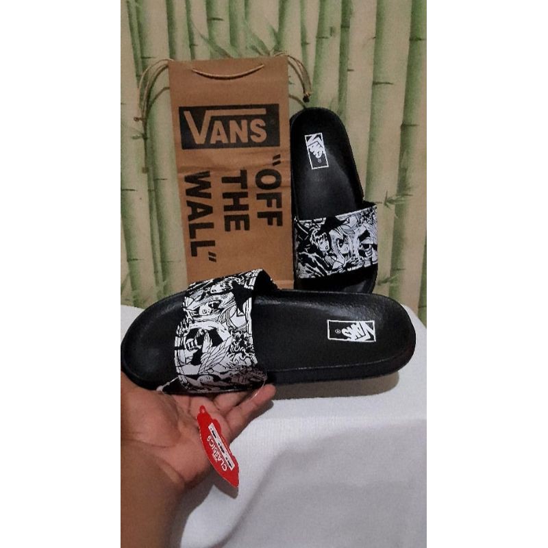 Giày Sandal Vans Off White In Hình Kaws Độc Đáo