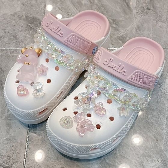 Nhãn Dán Dép sticker dépCharms Giày Crocs Jibitz INS DIY Hình Gấu Dễ Thương Có Khóa Cài Làm Quà Tặng Cho Trẻ Em / Phụ Nữ / Bạn Bè / Tiệc Tùng