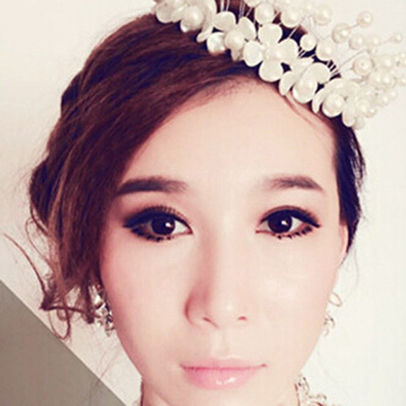 Cài tóc cô dâu hình vương miện có đính hạt ngọc trai