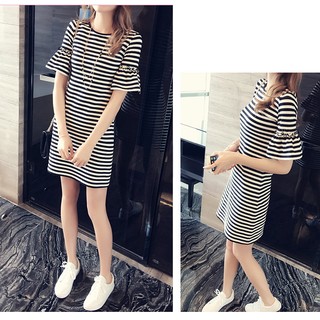 Đầm kẻ sọc ngang màu đen