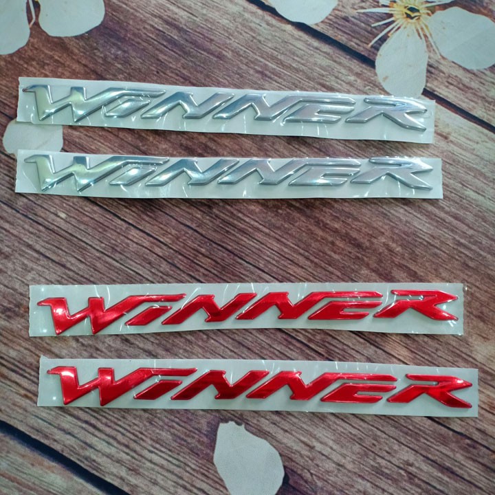 Tem đẹp nổi xe Honda WINNER