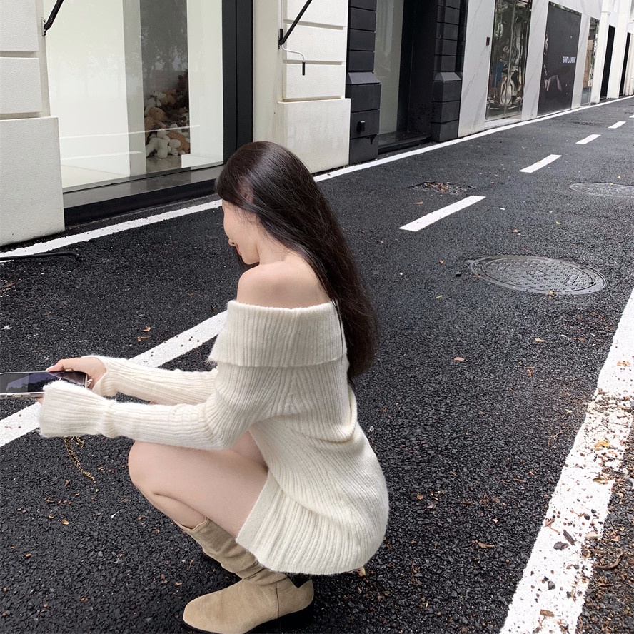 Áo Dệt Kim Tay Dài Trễ Vai Thiết Kế Xẻ Quyến Rũ