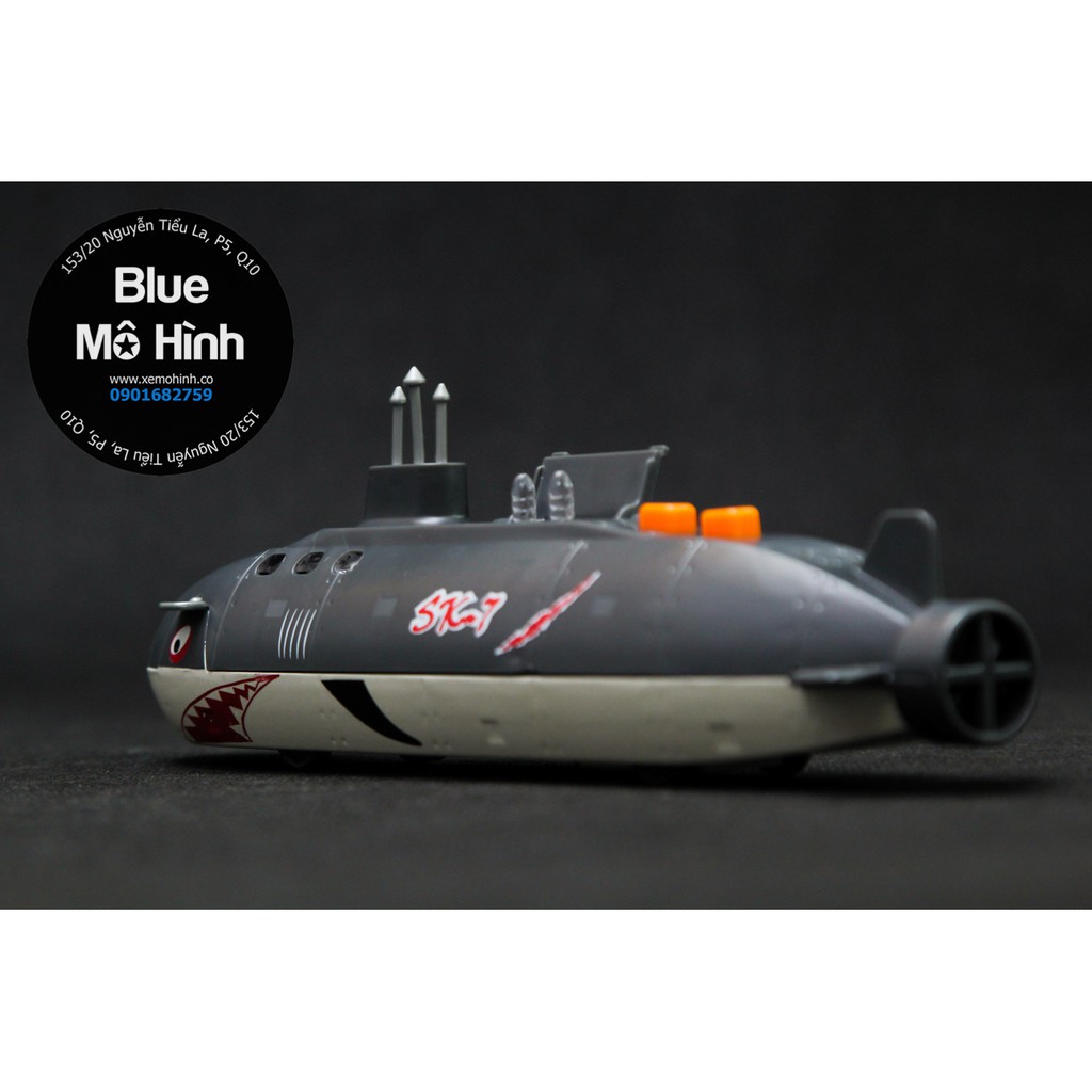 Mô hình tàu ngầm chiến đấu