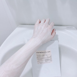 TẮM TRẮNG SỮA NON
