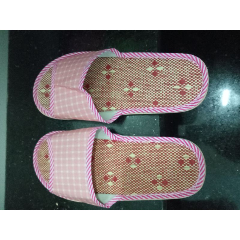 dép chiếu màu hồng free size nữ từ 34 đến 39 mang vừa