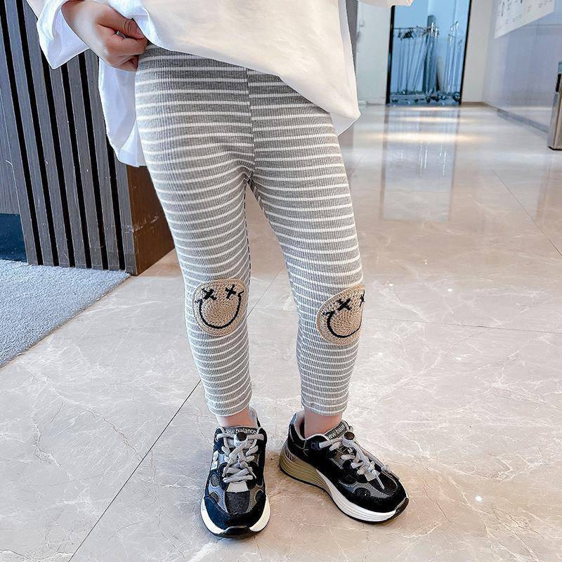 Quần Lót Kẻ Sọc Phong Cách Hàn Quốc Cho Bé Gái