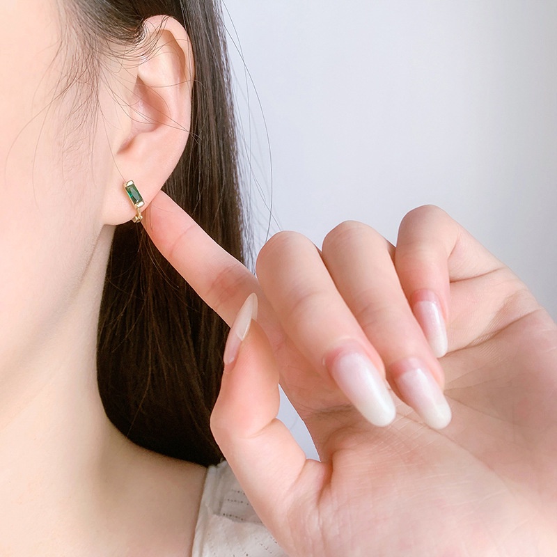 Bông Tai Mạ Bạc 925 Đính Ngọc Lục Bảo Thiết Kế Đơn Giản Thanh Lịch Cho Nữ