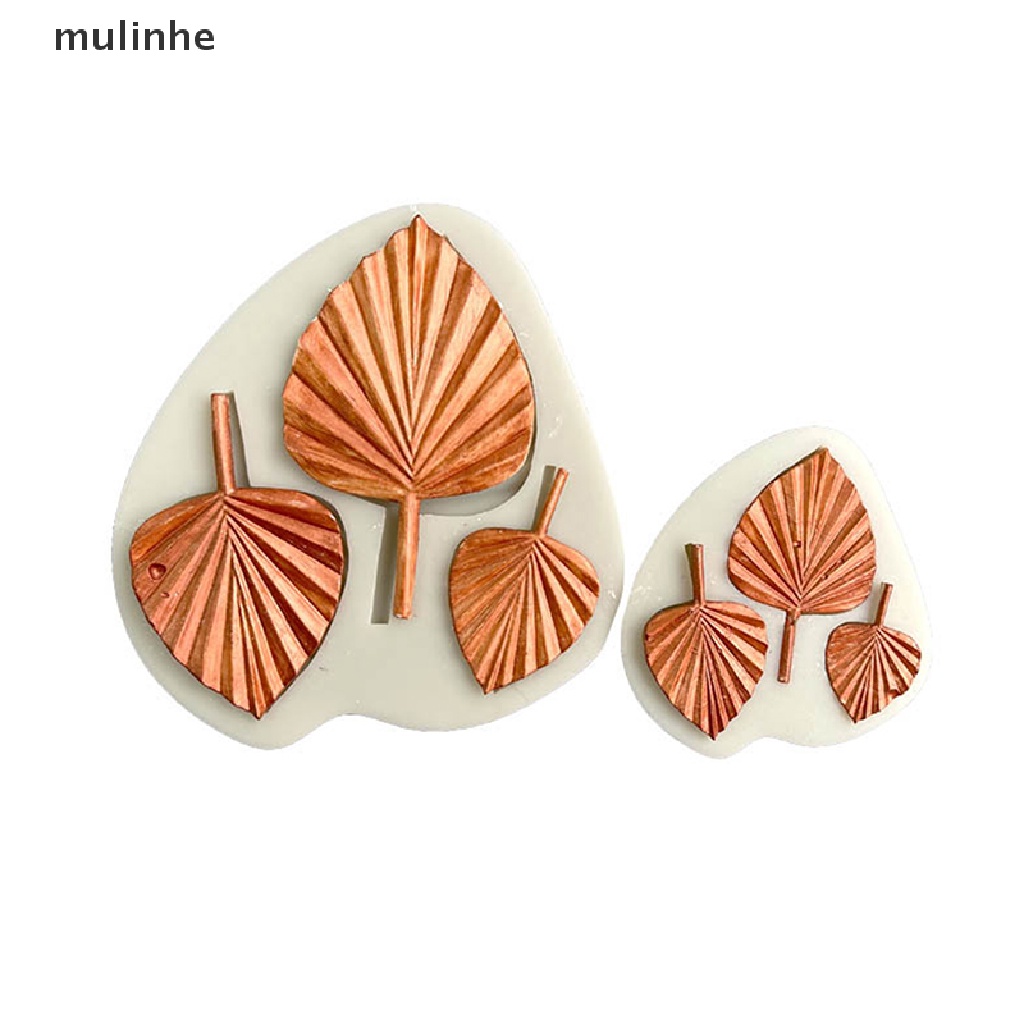 Khuôn Silicone Tạo Hình Làm Bánh Kẹo Hình Chiếc Lá 3 Ngăn