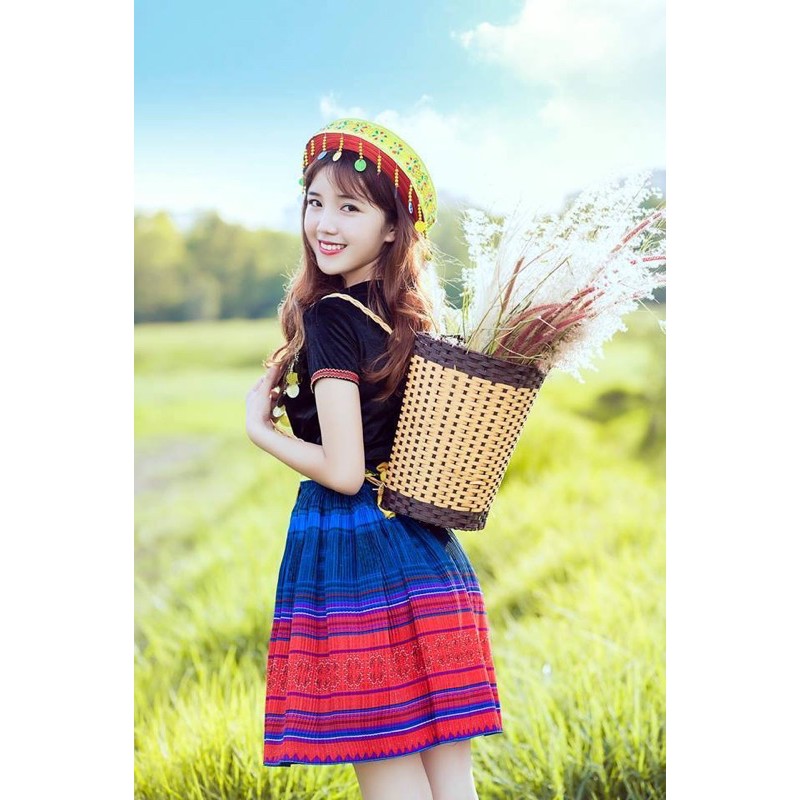 khăn xếp dân tộc, khăn xếp biểu diễn ,có tua rua đủ màu hàng dầy nếp, xịn
