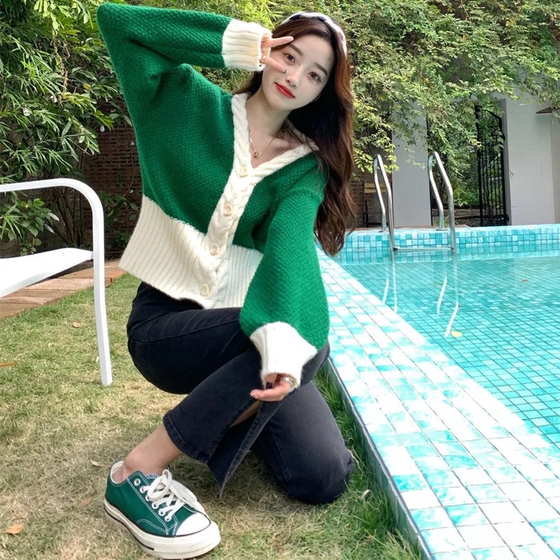 Áo Len Cadigan Màu Xanh Lá Cây Cổ V Cài Cúc Dài Tay Phối Màu Loại 1 Hàng Quảng Châu Dày Dặn Năng Động Tiểu Thư Có Size